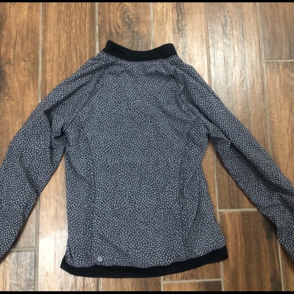Lululemon lightweight jacket - Picture 2 of 2